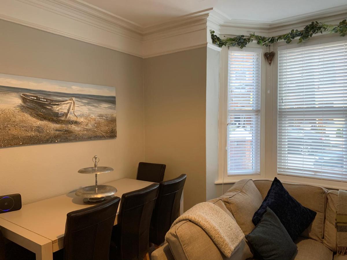 Time Out Apartment Exmouth Luaran gambar